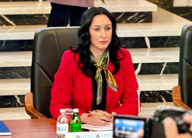 Жарић Ковачевић честитала Божић православним верницима