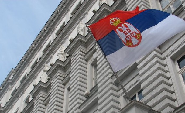 Тражња динарских обвезница премашила износ емисије и план продаје