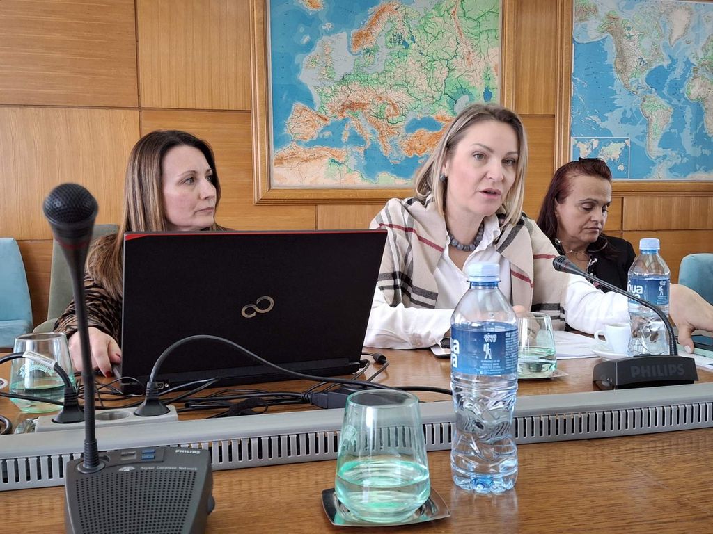 Утврђивање смерница за даљи развој широкопојасне инфраструктуре