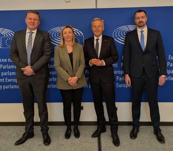 Опредељеност Србије за европске интеграције