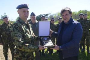 Гашић обишао припаднике 250. ракетне бригаде за ПВД