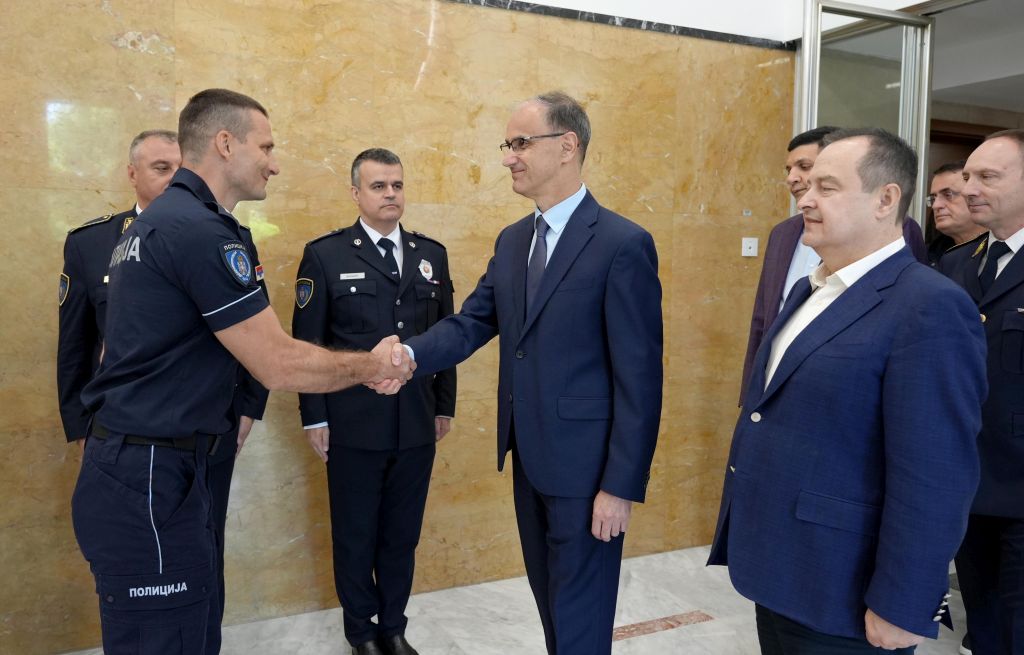 Улагање у техничко опремање и кадровско јачање од значаја за ефикаснији рад полиције