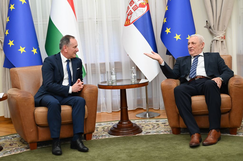 Даље јачати сарадњу Србије и Мађарске у области науке
