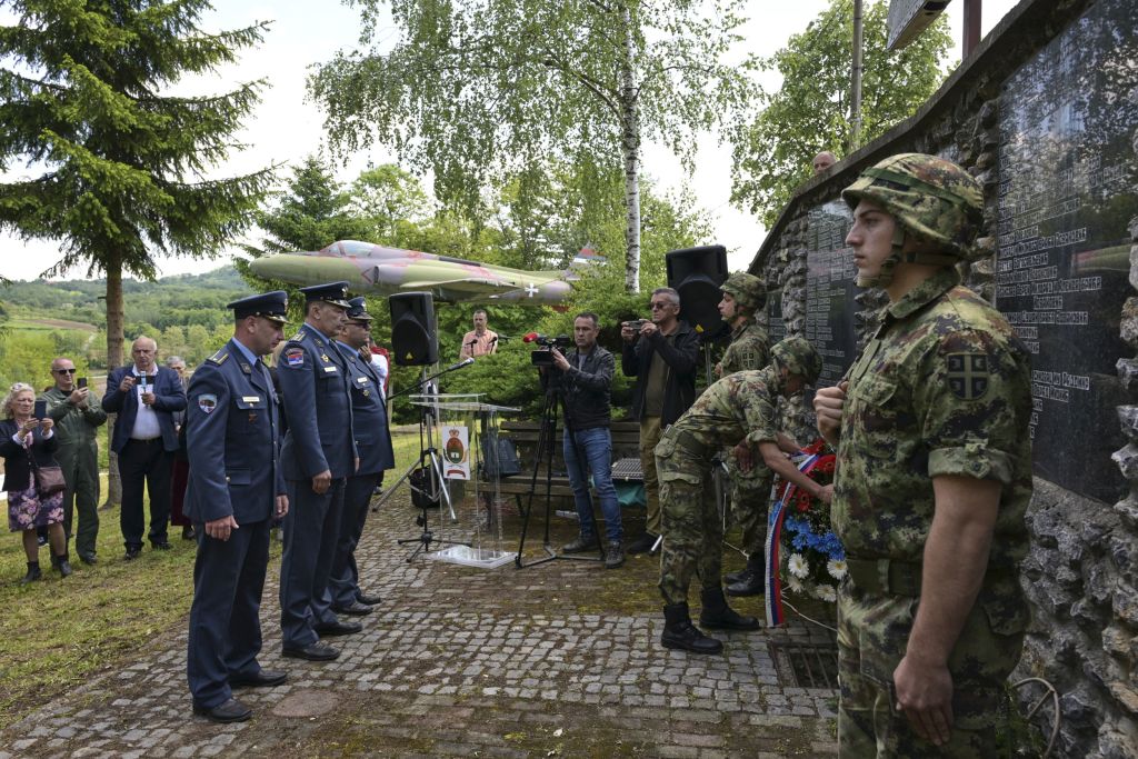 Меморијал у част сећања на пуковника-пилота Миленка Павловића