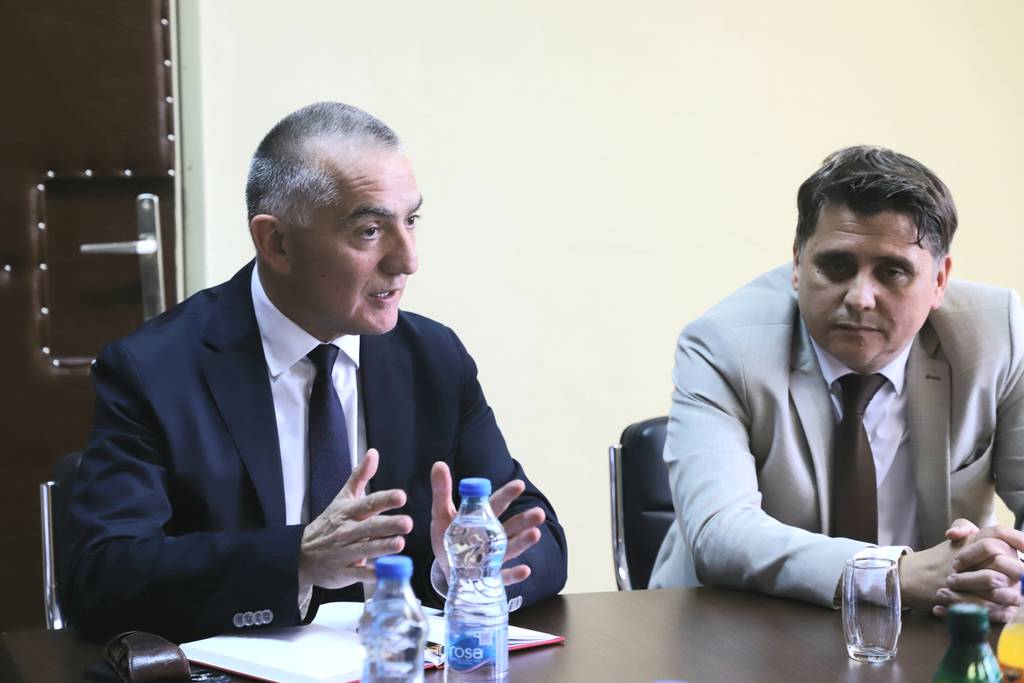 Рад на побољшању материјалног положаја запослених у судовима