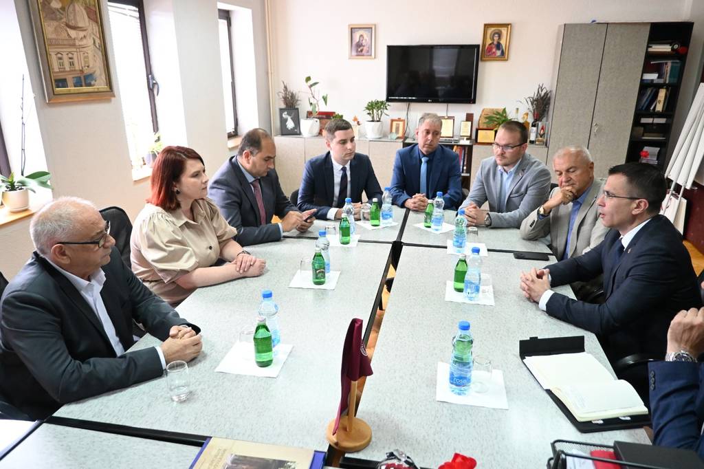 Јачање веза са дијаспором кроз тематске летње кампове за младе