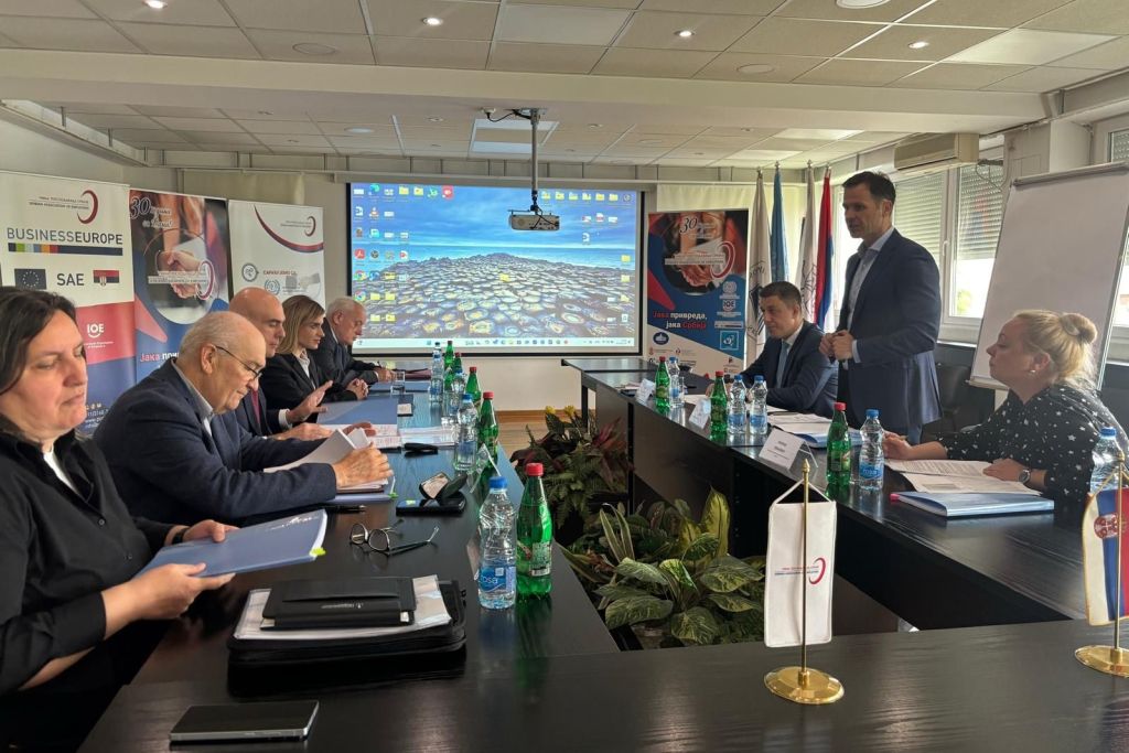 Представљена радна верзија предлога динамике раста минималне зараде