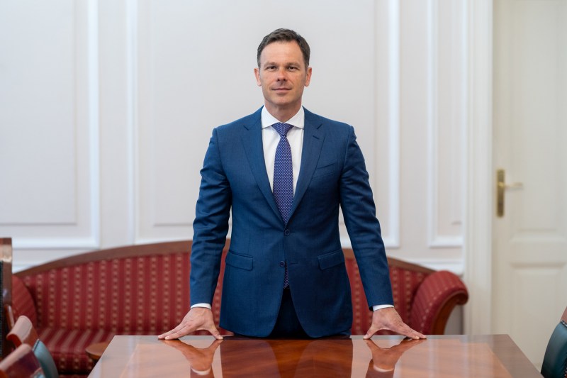 Србија заинтересована за концесију два аеродрома у Црној Гори