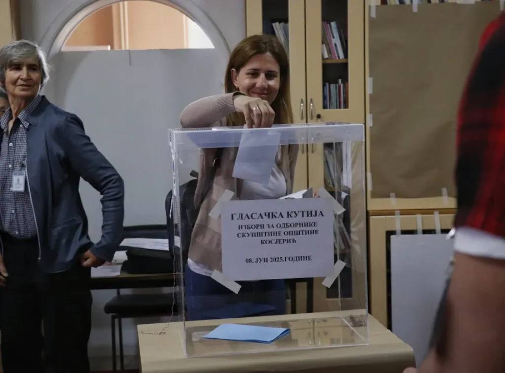 Изборни процес у Косјерићу и Зајечару протиче без већих инцидената