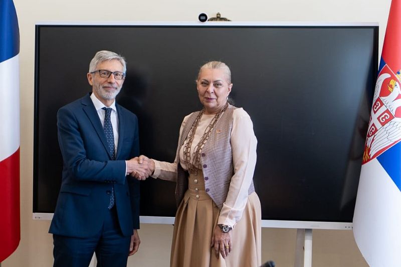 Додатно ојачати сарадњу са Француском на пољу инфраструктуре