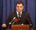 Коштуница поручио да се не сме заборавити 17. март 2004. године