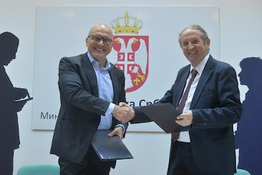 Неговање српског језика и ћириличног писма најважније питање културне политике