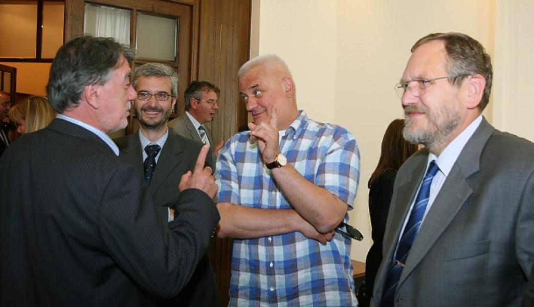 <h3>Коктел за главне и одговорне уреднике медија одржан у Влади Републике Србије 1. јуна 2007. године</h3>