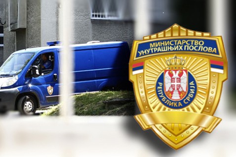 У две одвојене акције ухапшено девет полицијских службеника